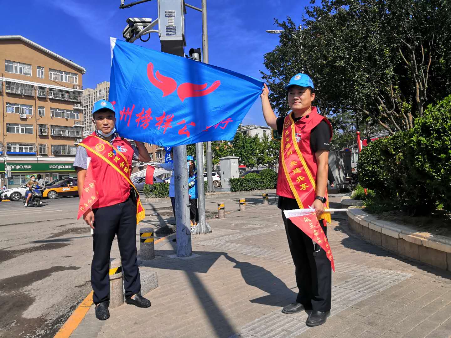 <strong>狂操熟女老阿姨</strong>